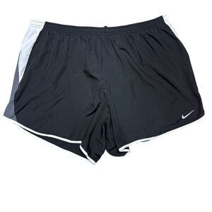 Nike Tempo Womens 6" Shorts Plus Size 2X Black Gray